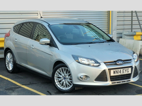 Ford Focus  1.0T EcoBoost Zetec Navigator Euro 5 (s/s) 5dr