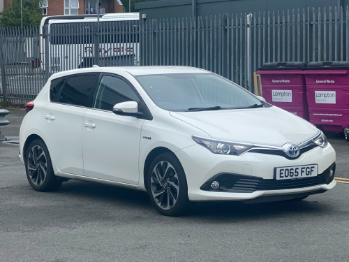 Toyota Auris  1.8 VVT-h Design CVT Euro 6 (s/s) 5dr