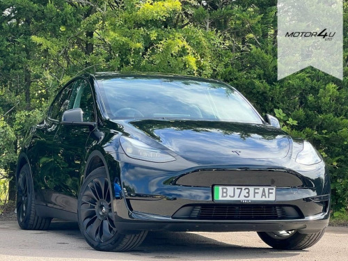 Tesla Model Y  BASE 5d 295 BHP 1OWNER FROM NEW|PANORAMIC ROOF