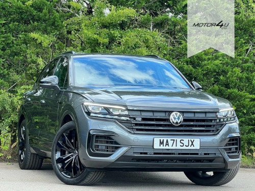 Volkswagen Touareg  3.0 V6 BLACK EDITION TSI 5d 336 BHP 1 OWNER FROM N