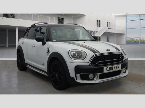 MINI Countryman  1.5 7.6kWh Cooper SE Exclusive SUV 5dr Petrol Plug