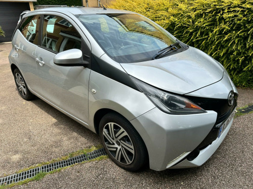 Toyota AYGO  1.0 VVT-i x-play Euro 6 5dr