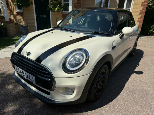 MINI Hatch  1.5 Cooper D Euro 6 (s/s) 5dr
