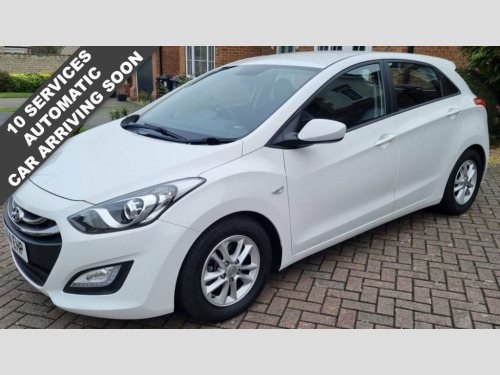 Hyundai i30  1.6 CRDi Active Hatchback 5 Door Diesel Automatic 