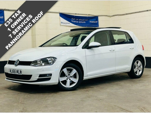 Volkswagen Golf  1.4 TSi BlueMotion Tech Match Edition Panoramic Ha