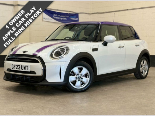 MINI Hatch  1.5 Cooper Classic Hatchback 5 Door Petrol Steptro