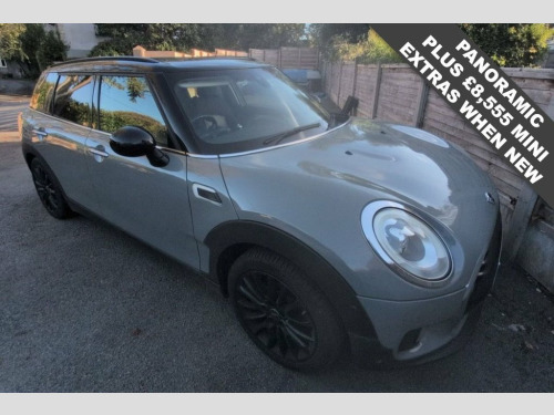 MINI Clubman  2.0 Cooper D Estate 6 Door Diesel Auto Panoramic E