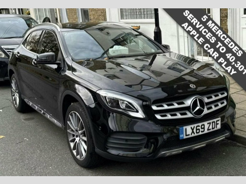 Mercedes-Benz GLA-Class GLA180 1.6 GLA180 AMG Line Edition Panoramic SUV 5 Door P