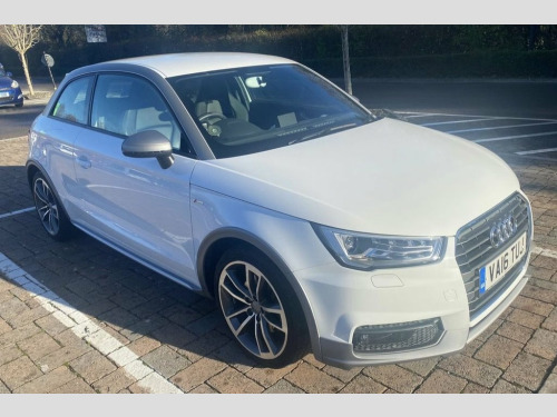 Audi A1  1.4 TFSi S line Active Style Package Hatchback 3 D