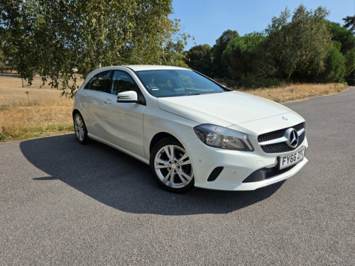 Mercedes-Benz A-Class  1.5 A180d Sport (Executive) Hatchback 5dr Diesel 7
