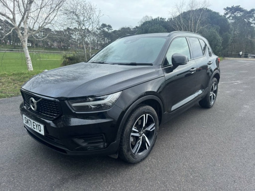 Volvo XC40  2.0 B4 MHEV R-Design SUV 5dr Petrol Hybrid DCT Aut 