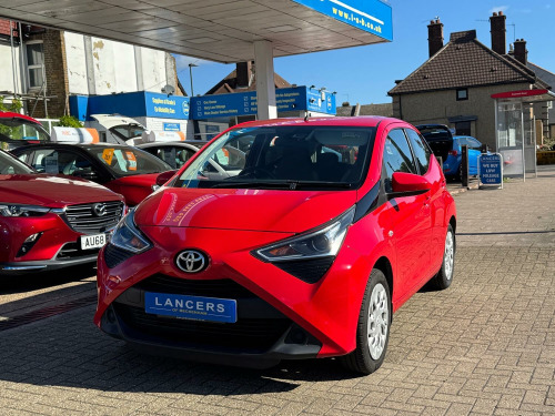 Toyota AYGO  1.0 VVT-i x-play