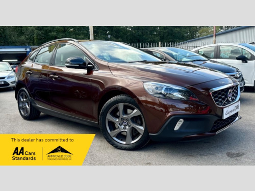 Volvo V40  D2 CROSS COUNTRY LUX