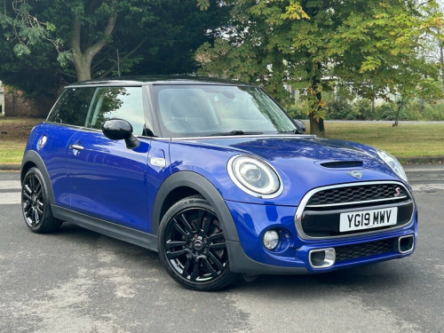 MINI Hatch  2.0 COOPER S EXCLUSIVE 3d 190 BHP 2 OWNERS, £