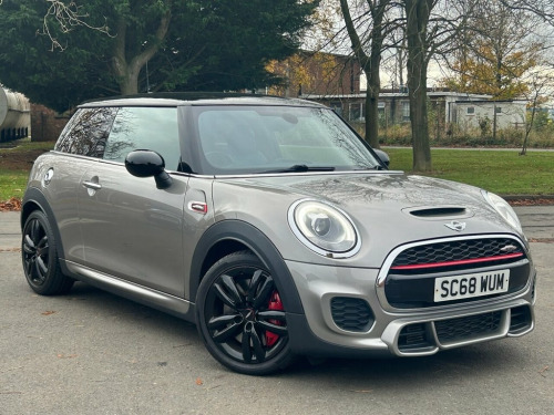 MINI Hatch  2.0 JOHN COOPER WORKS 3d 228 BHP CHILI PACK, FULL 