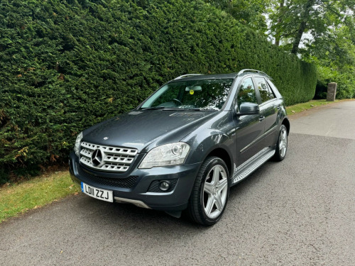 Mercedes-Benz M-Class ML350 3.0 ML350 CDI V6 BlueEfficiency Sport G-Tronic 4WD Euro 5 5dr