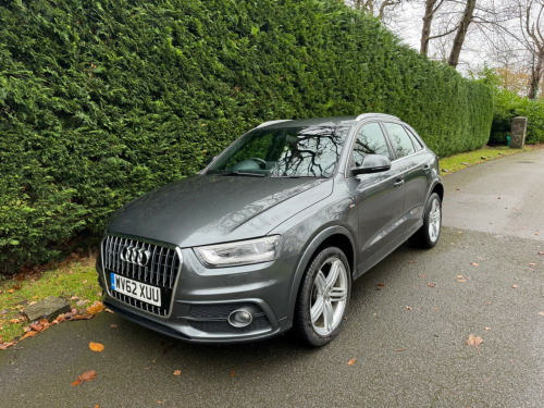 Audi Q3  2.0 TFSI S line S Tronic quattro Euro 5 (s/s) 5dr