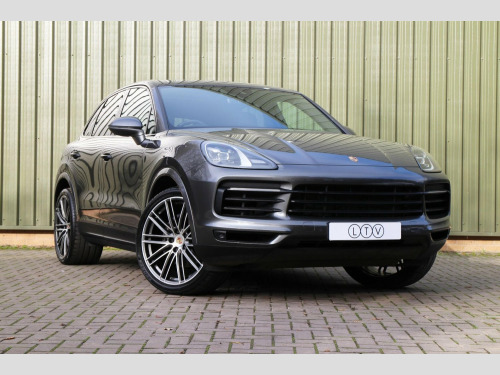 Porsche Cayenne  3.0 V6 E-Hybrid 14.1kWh TiptronicS 4WD Euro 6 (s/s) 5dr (3.6kW Charger)