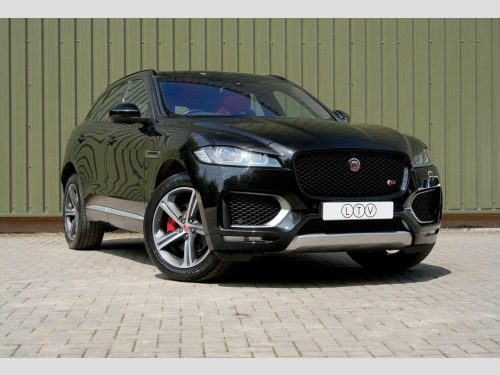 Jaguar F-PACE  3.0 D300 V6 S Auto AWD Euro 6 (s/s) 5dr