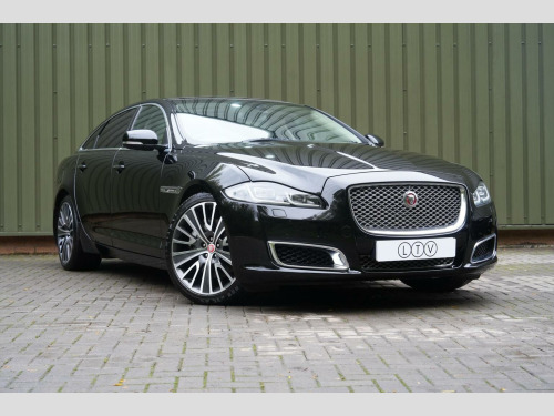 Jaguar XJ  3.0d V6 Autobiography Auto Euro 6 (s/s) 4dr (LWB)