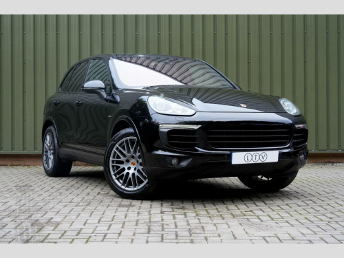 Porsche Cayenne  3.0 TD V6 Platinum Edition TiptronicS 4WD Euro 6 (s/s) 5dr