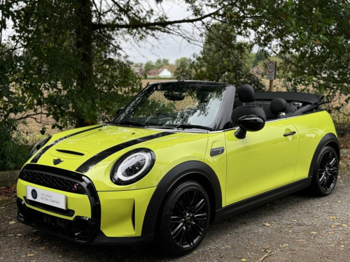 MINI Convertible  2.0 Cooper S Exclusive Convertible 2dr Petrol Step