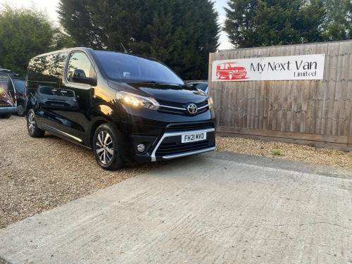 Toyota PROACE Verso  2.0D Family Medium MPV MWB Euro 6 (s/s) 5dr (8 Seat)