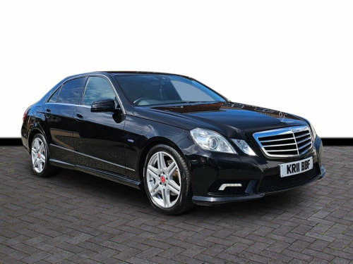Mercedes-Benz E-Class E350 3.0 E350 CDI V6 BlueEfficiency Sport Saloon 4dr Di