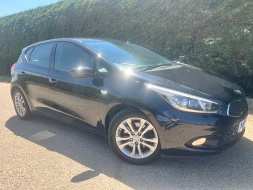 Kia ceed  1.4 VR7 Hatchback 5dr Petrol Manual Euro 5 (98 bhp)