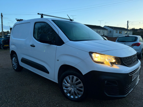 Peugeot Partner  1.5 BlueHDi 1000 Professional Standard Panel Van 5dr Diesel Manual SWB Euro