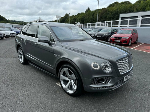 Bentley Bentayga  6.0 W12 600 BHP Very high factory specification 