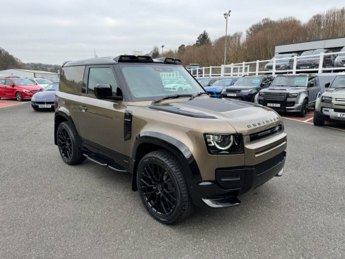 Land Rover Defender  HARD TOP D250 X-DYNAMIC SE Commercial OBSIDIAN WID