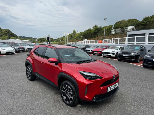 Toyota Yaris  1.5 VVT-h Design SUV 5dr Petrol Hybrid E-CVT Euro 