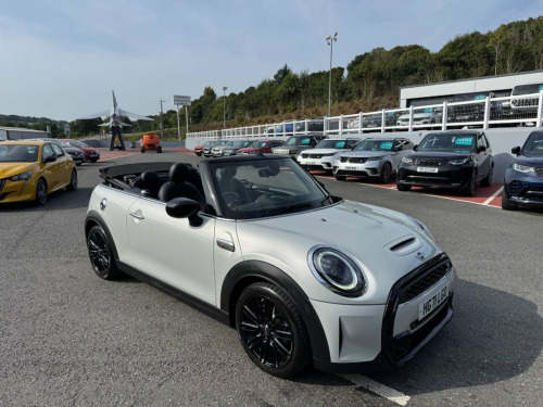 MINI Convertible  2.0 Cooper S Exclusive Convertible 2dr Petrol Step