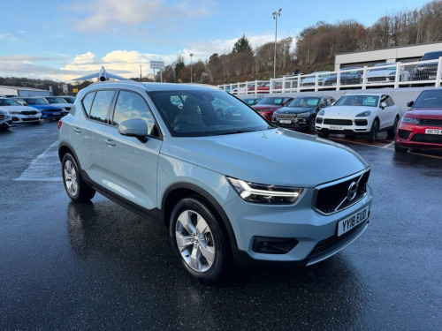 Volvo XC40  2.0 T4 Momentum Pro SUV 5dr Petrol Auto AWD Euro 6 