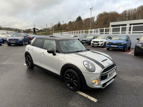 MINI Hatch  2.0 Cooper S Hatchback 5dr Petrol Auto Euro 6 (s/s 