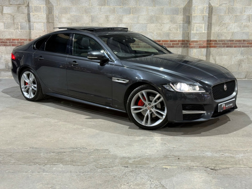 Jaguar XF  2.0d R-Sport Saloon 4dr Diesel Auto AWD Euro 6 (s/s) (240 ps)