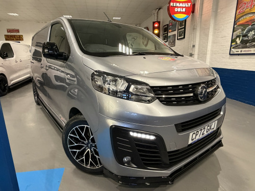 Vauxhall Vivaro  1.5 Turbo D 2700 Sportive 