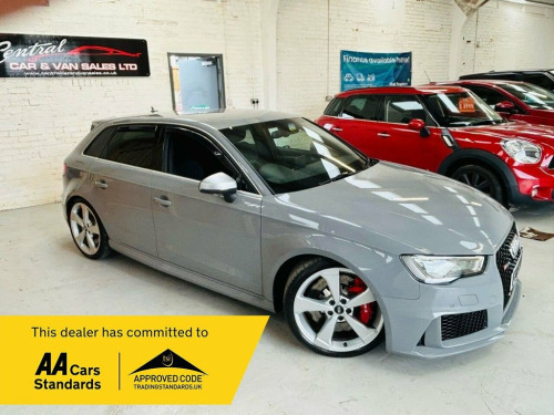 Audi RS3  RS3 SPORTBACK QUATTRO NAV 362PS AUTO/TIPT /PADDLES