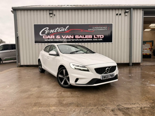 Volvo V40  2.0 T2 GPF R-Design Nav Plus Hatchback 5dr Petrol 