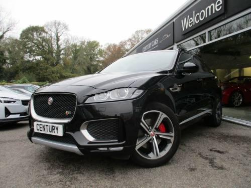 Jaguar F-PACE  3.0 D300 V6 S SUV 5dr Diesel Auto AWD Euro 6 (s/s)