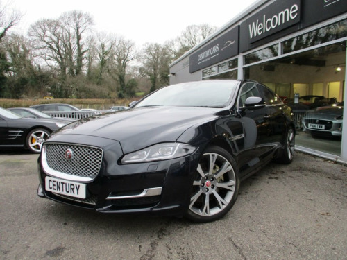 Jaguar XJ  3.0d V6 Portfolio Saloon 4dr Diesel Auto Euro 6 (s