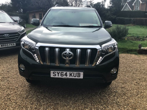 Toyota Land Cruiser  3.0 D-4D Invincible Auto 4WD Euro 5 5dr (7 Seats) 