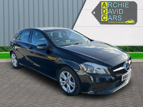 Mercedes-Benz A-Class  2.1 A200d Sport