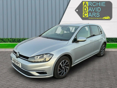 Volkswagen Golf  1.6 TDI Match 