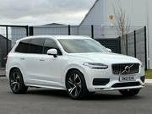 Volvo XC90  2.0 Core B6 AWD (300 hp)