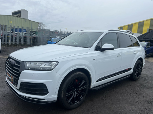 Audi Q7  3.0 TDI V6 S line 