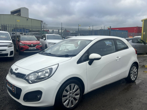 Kia Rio  1.3 2 