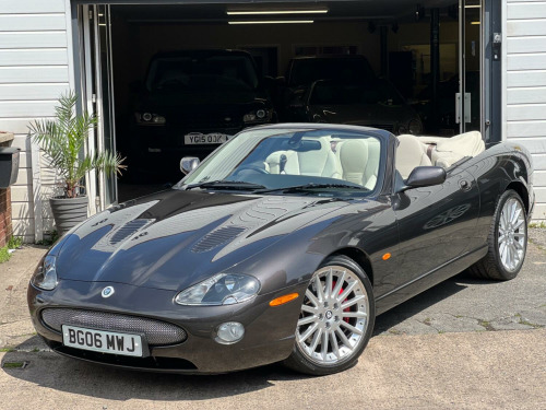 Jaguar XKR  4.2 S