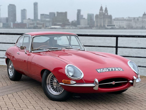 Jaguar E-Type  Series 1 4.2 FHC